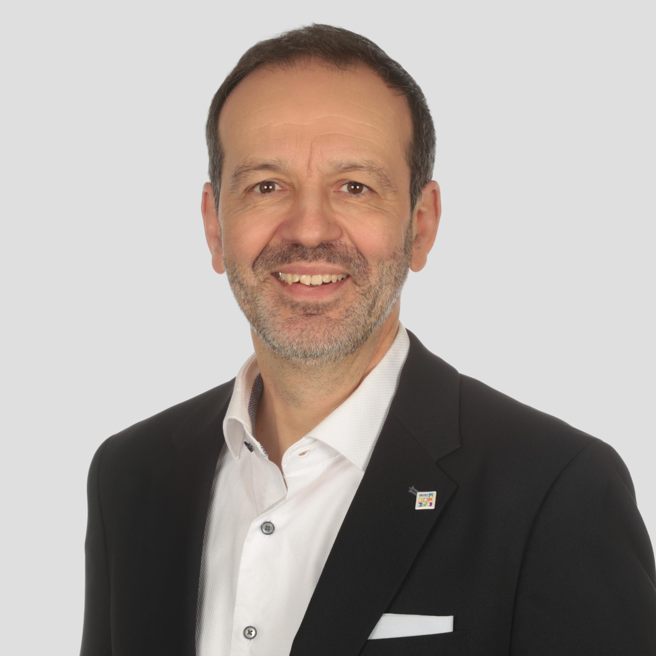Peter Bernards